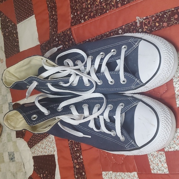 Converse High Tops - Picture 1 of 6